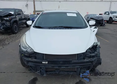 2016 Hyundai Elantra Se z USA, uszkodzony, nr VIN 5NPDH4AE5GH700492